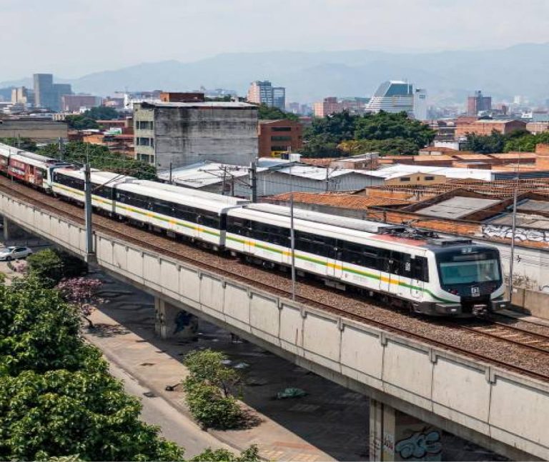 Turismo dental medellín | OralStudio Medellín | Clínica odon